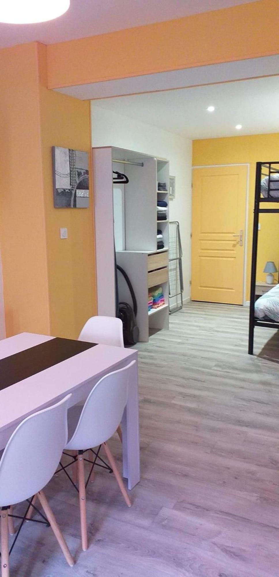 Apartmán La Riviera La Fere Pokoj fotografie